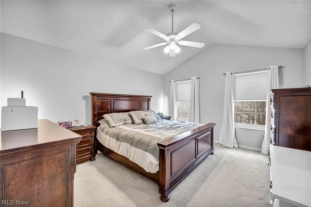 8319 Robinwood Terrace, Macedonia, OH 44056