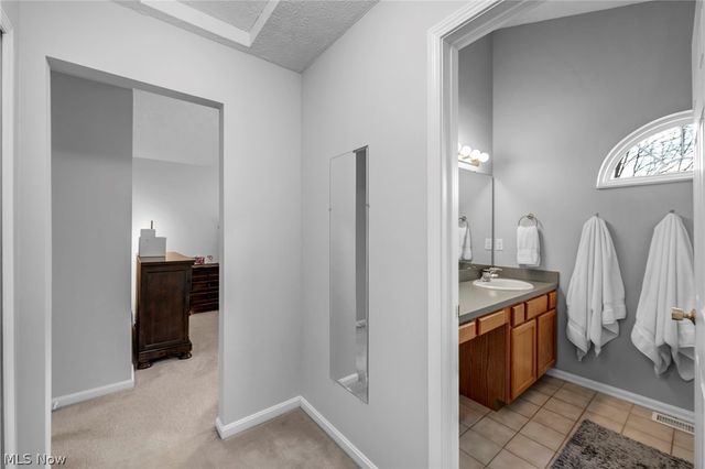 8319 Robinwood Terrace, Macedonia, OH 44056