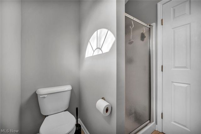 8319 Robinwood Terrace, Macedonia, OH 44056