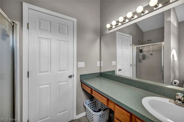 8319 Robinwood Terrace, Macedonia, OH 44056