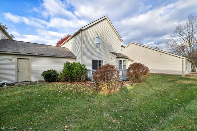 8319 Robinwood Terrace, Macedonia, OH 44056