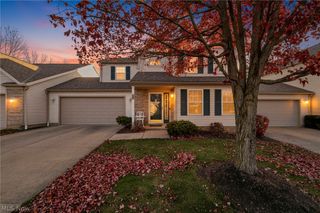 8319 Robinwood Terrace, Macedonia, OH 44056