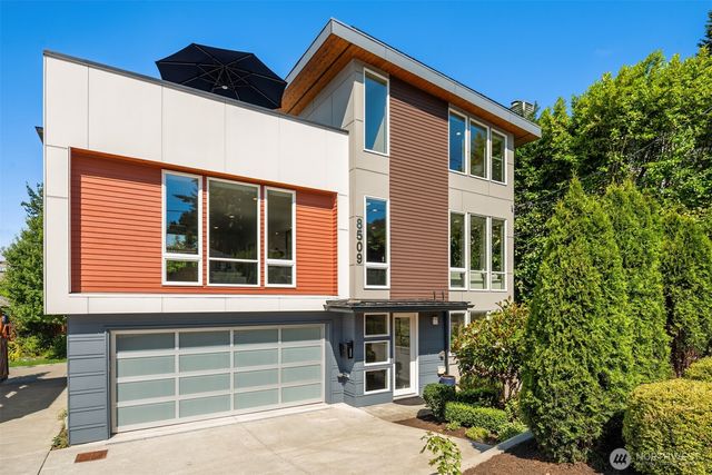 8509 Burke Avenue N, Seattle, WA 98103
