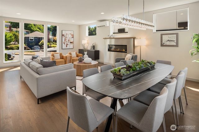 8509 Burke Avenue N, Seattle, WA 98103