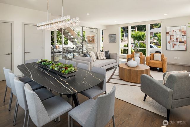 8509 Burke Avenue N, Seattle, WA 98103