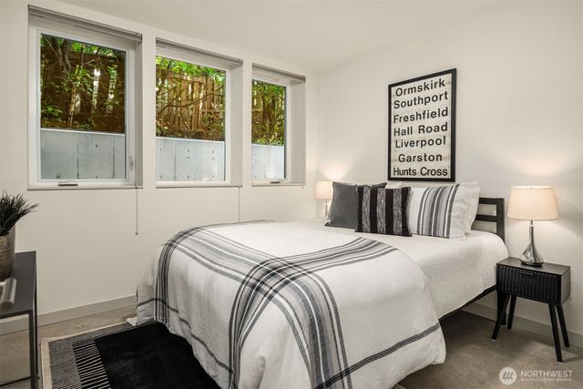 8509 Burke Avenue N, Seattle, WA 98103