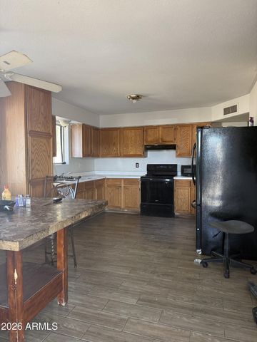 413 S 107TH Street, Mesa, AZ 85208