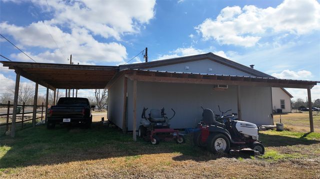 390 County Road 4871, Dayton, TX 77535