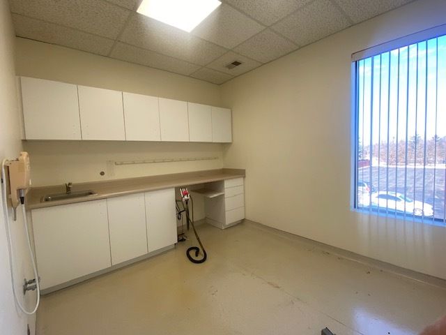 7350 W COLLEGE Drive 207, Palos Heights, IL 60463