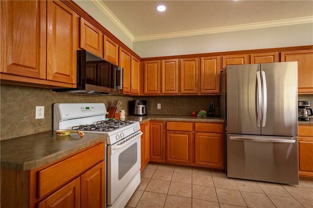 3 Meadows Drive, Hilltop Lakes, TX 77871