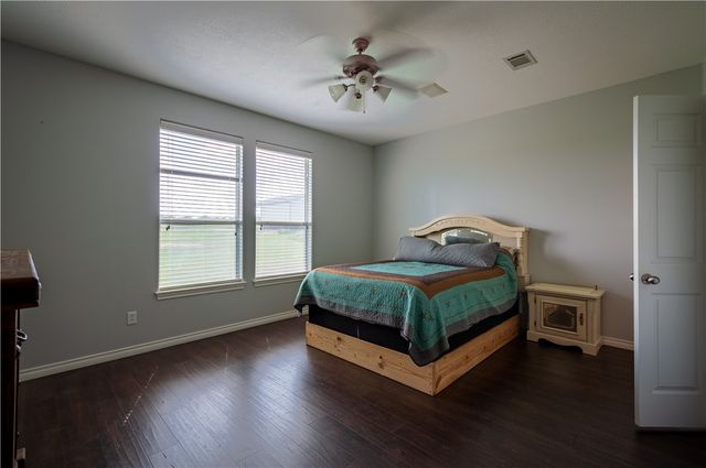 3 Meadows Drive, Hilltop Lakes, TX 77871