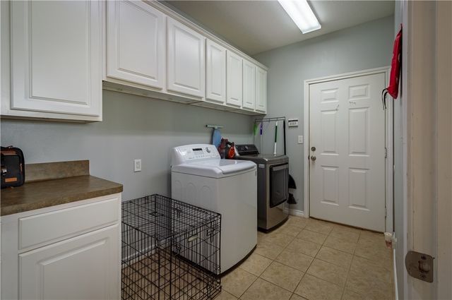 3 Meadows Drive, Hilltop Lakes, TX 77871