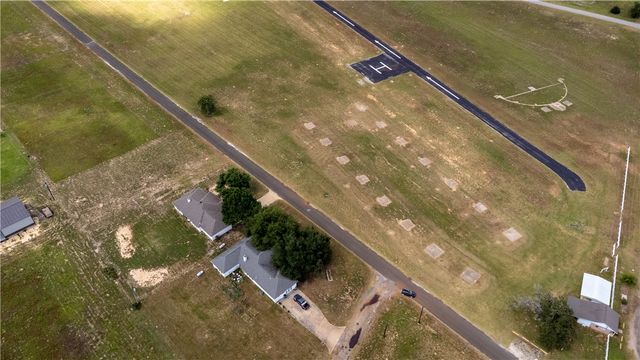 3 Meadows Drive, Hilltop Lakes, TX 77871