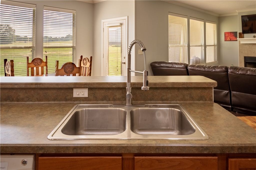3 Meadows Drive, Hilltop Lakes, TX 77871 — photo 2