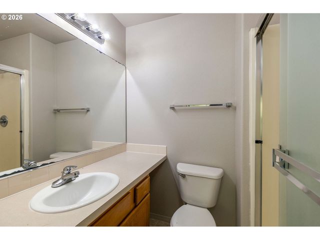 778 E HIST COLUMBIA RIVER Hwy, Troutdale, OR 97060