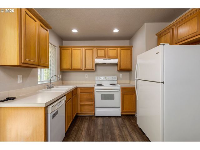 778 E HIST COLUMBIA RIVER Hwy, Troutdale, OR 97060