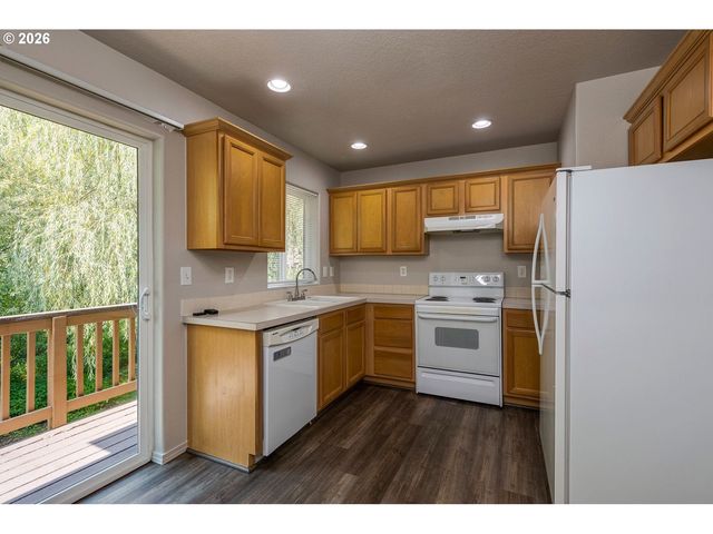 778 E HIST COLUMBIA RIVER Hwy, Troutdale, OR 97060