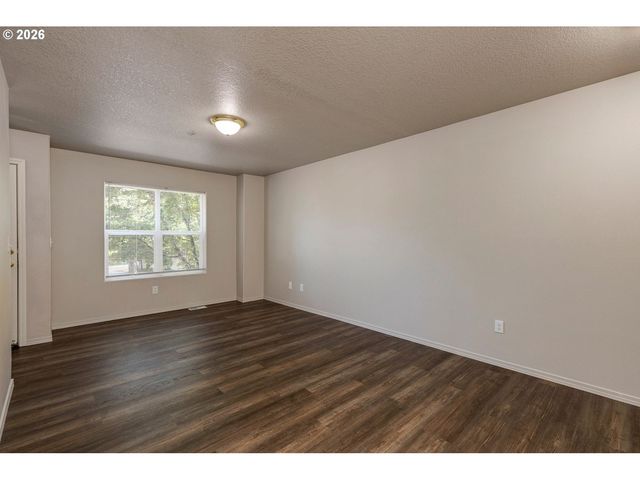 778 E HIST COLUMBIA RIVER Hwy, Troutdale, OR 97060