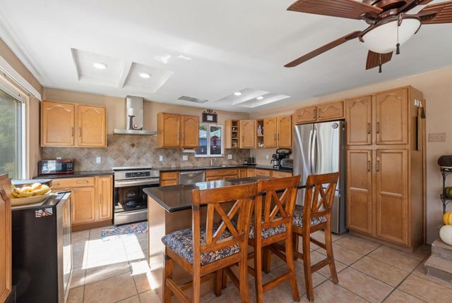 4948 Pasadena Ave, Sacramento, CA 95841