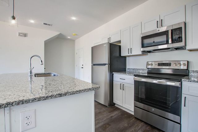 5742 Salvo Street 1, Hanahan, SC 29410