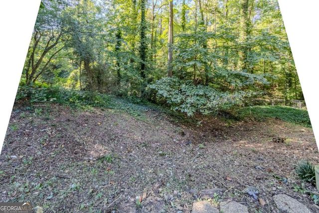 5362 Milieo Place SW, Lilburn, GA 30047