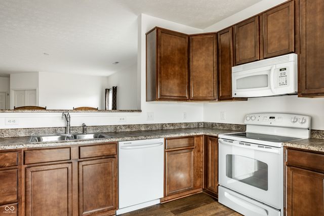 15270 Atkinson Drive, Noblesville, IN 46060