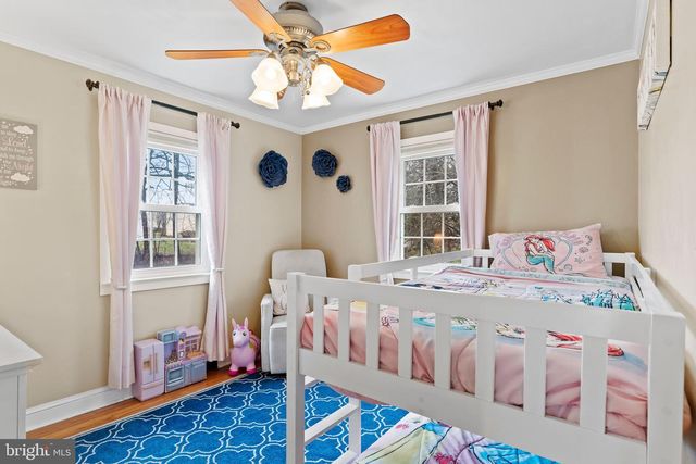 6507 JONESTOWN RD, Harrisburg, PA 17112