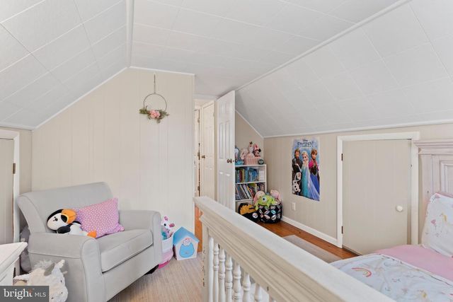 6507 JONESTOWN RD, Harrisburg, PA 17112