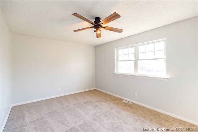 3080 Wooded Way, Jeffersonville, IN 47130