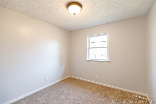 3080 Wooded Way, Jeffersonville, IN 47130
