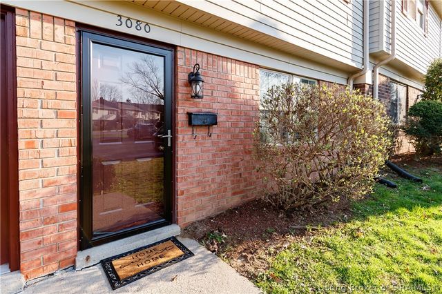 3080 Wooded Way, Jeffersonville, IN 47130