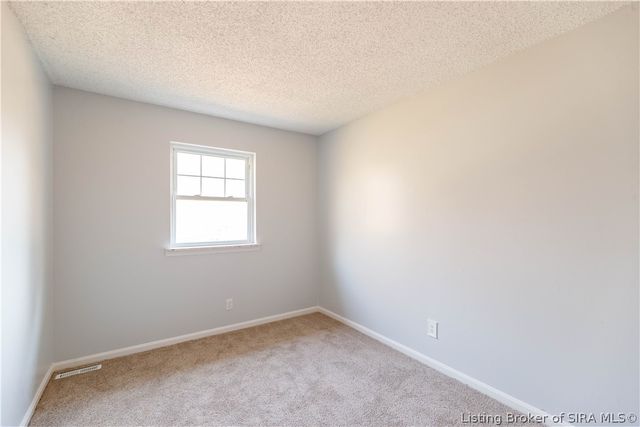 3080 Wooded Way, Jeffersonville, IN 47130