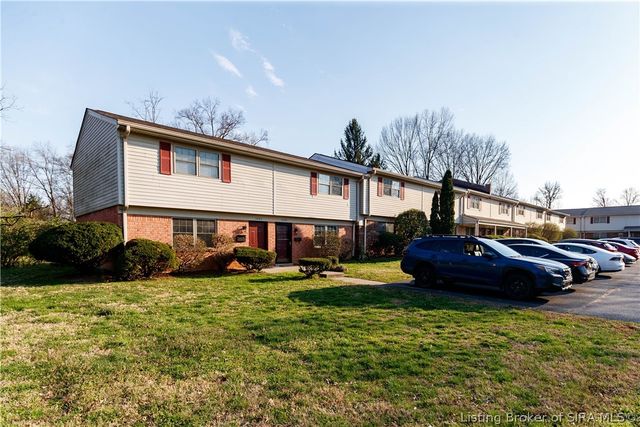 3080 Wooded Way, Jeffersonville, IN 47130