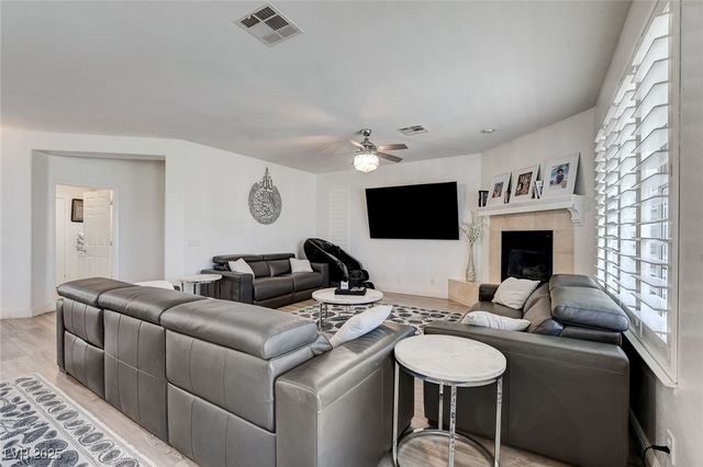 2496 Ram Crossing Way, Henderson, NV 89074