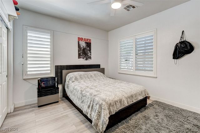 2496 Ram Crossing Way, Henderson, NV 89074