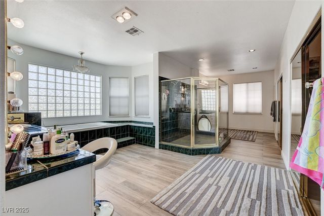 2496 Ram Crossing Way, Henderson, NV 89074