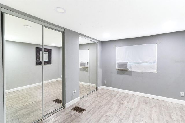 5807 BARRY LANE, Tampa, FL 33634