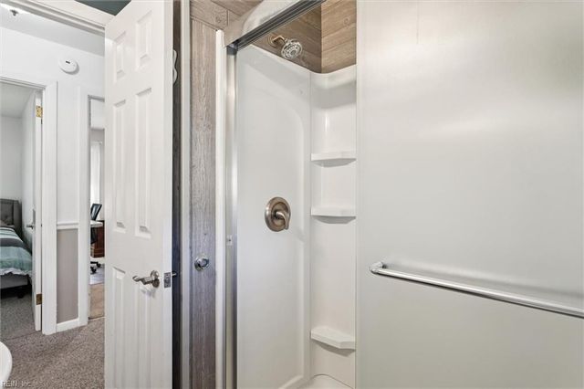 203 Hickory Hill Rd, Hampton, VA 23666