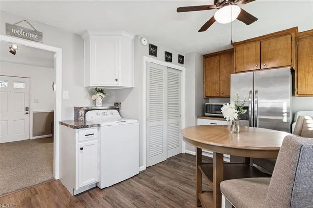 203 Hickory Hill Rd, Hampton, VA 23666