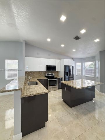 26728 SW 128th Ct, Homestead, FL 33032