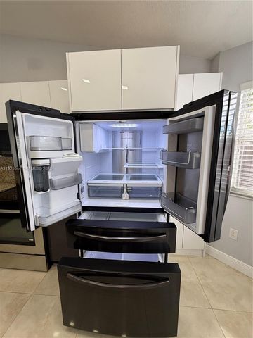 26728 SW 128th Ct, Homestead, FL 33032