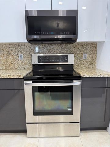 26728 SW 128th Ct, Homestead, FL 33032