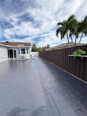 26728 SW 128th Ct, Homestead, FL 33032