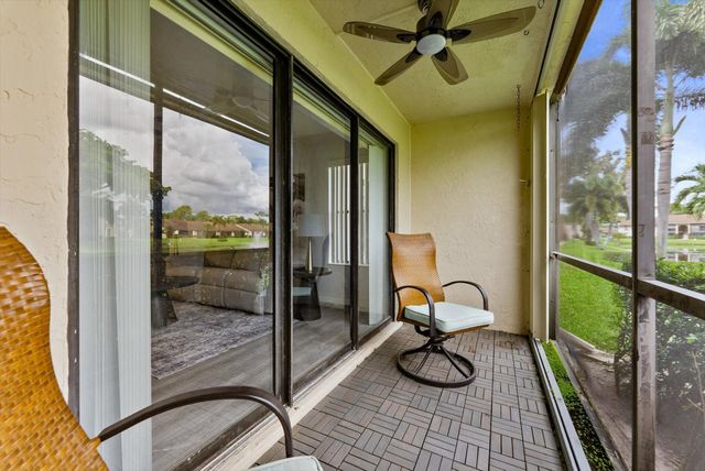 722 SUNNY PINE Way F1, Greenacres, FL 33415
