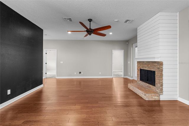 14805 US-301 N, Parrish, FL 34219