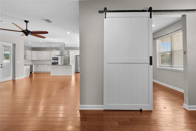 14805 US-301 N, Parrish, FL 34219