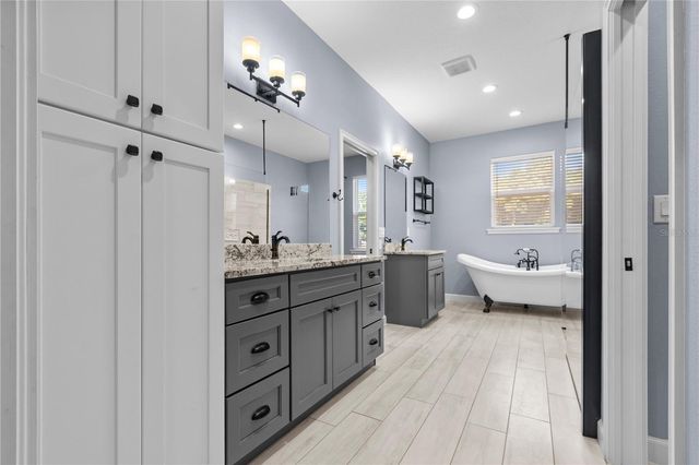 14805 US-301 N, Parrish, FL 34219