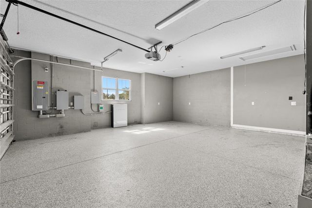 14805 US-301 N, Parrish, FL 34219