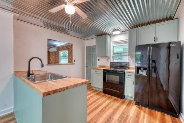 4348 White Oak Drive, Hiawassee, GA 30546