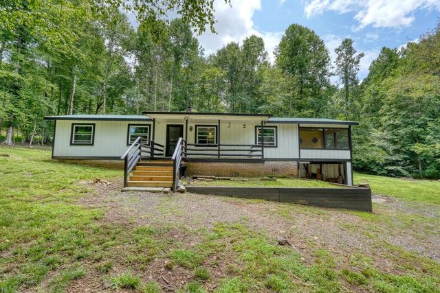4348 White Oak Drive, Hiawassee, GA 30546